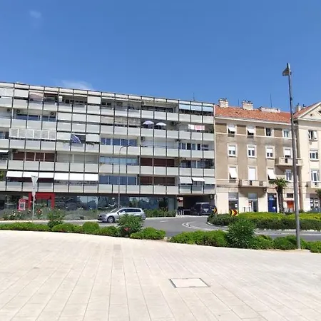 Marinaview Center