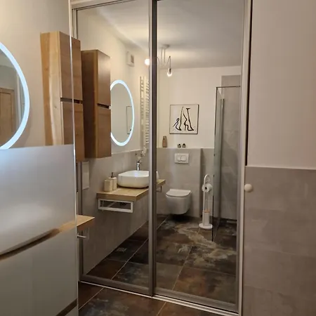 Marinaview Center Apartment